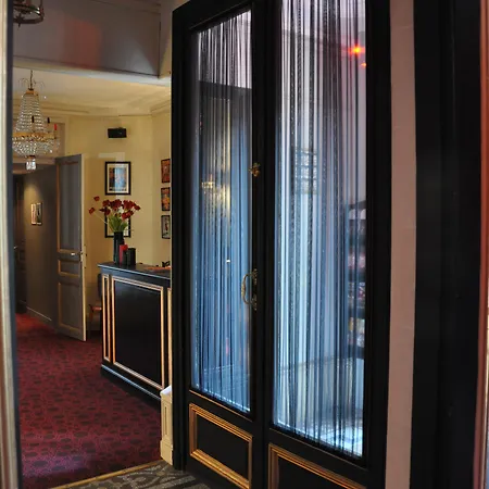 Alba Opera Hotel