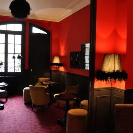 Alba Opéra Szálloda 3*